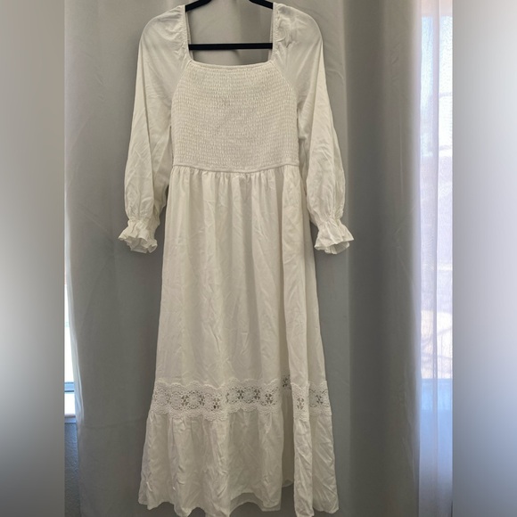 Lace trim maxi dress - Picture 2 of 10